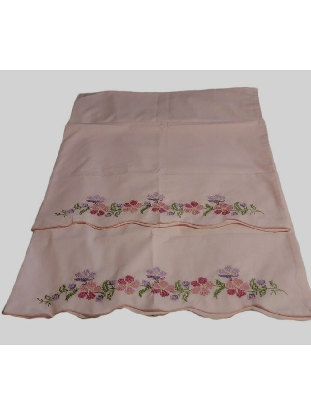 2 Handmade bubble gum Pink Pillowcases Bedroom Linen Cross Stitch Vintage Girl